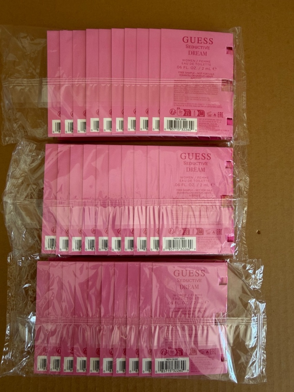 GUESS Seductive Dream Sample Spray Vials 30 Pack - Picture 2 of 3